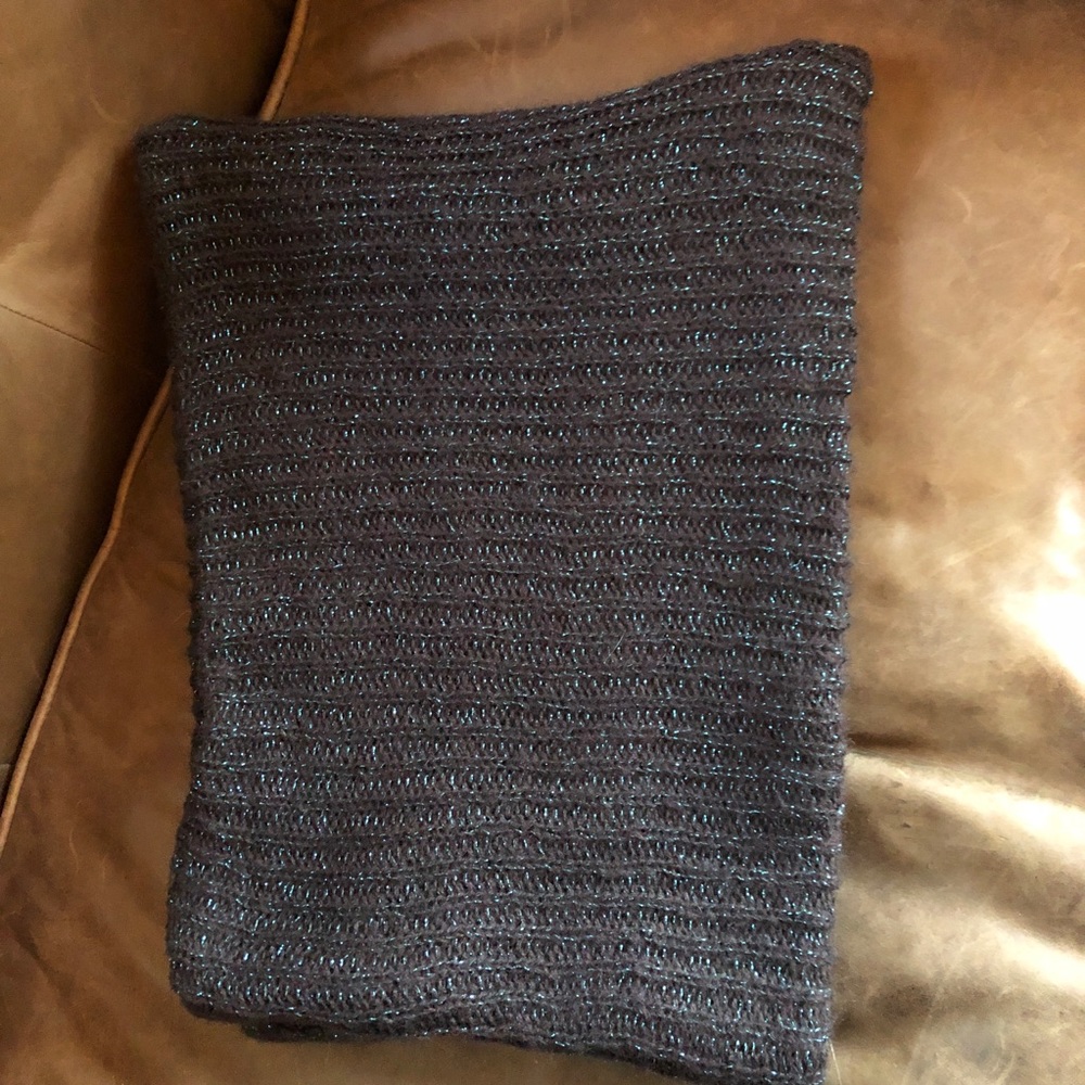 Subtle Sparkle Infinity Scarf ♾